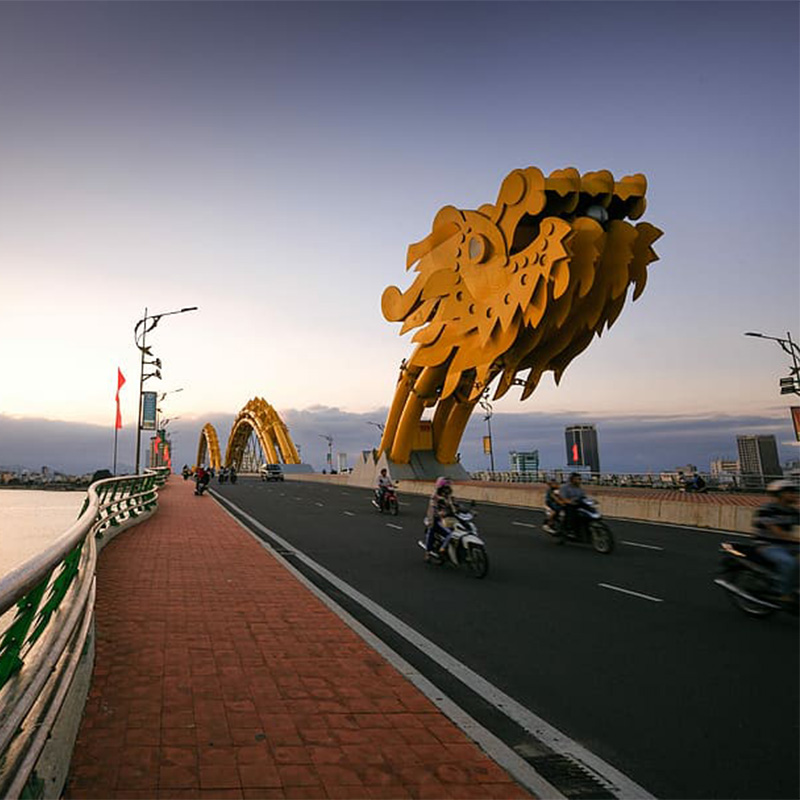 Content-Program-Vietnam-กลาง-สะพานมังกร